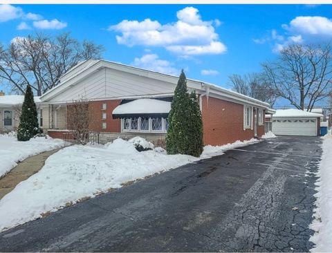 Tiny photo for 10617 S Kenton Avenue, Oak Lawn, IL 60453 (MLS # 12535053)