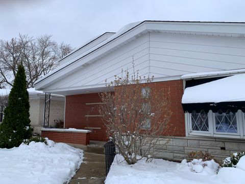 Tiny photo for 10617 S Kenton Avenue, Oak Lawn, IL 60453 (MLS # 12535053)