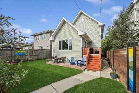 Tiny photo for 938 Mapleton Avenue, Oak Park, IL 60302 (MLS # 12749393)