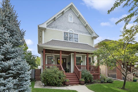 Photo of 938 Mapleton Avenue, Oak Park, IL 60302 (MLS # 12749393)
