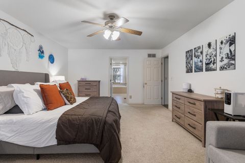 Tiny photo for 2007 E Amber Lane #A, Urbana, IL 61802 (MLS # 12570386)