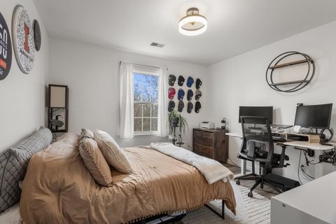 Tiny photo for 2007 E Amber Lane #A, Urbana, IL 61802 (MLS # 12570386)