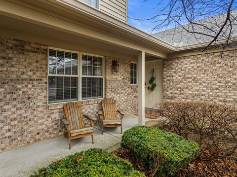 Tiny photo for 2007 E Amber Lane #A, Urbana, IL 61802 (MLS # 12570386)