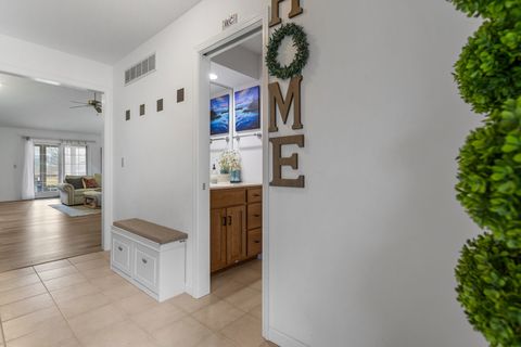 Tiny photo for 2007 E Amber Lane #A, Urbana, IL 61802 (MLS # 12570386)