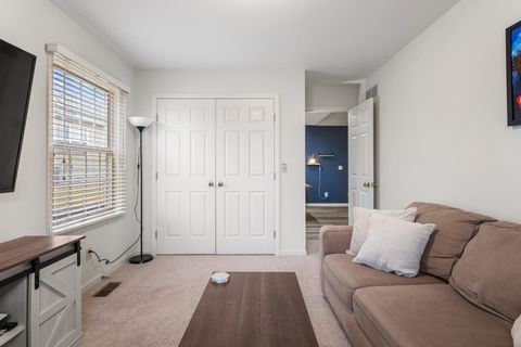 Tiny photo for 2007 E Amber Lane #A, Urbana, IL 61802 (MLS # 12570386)