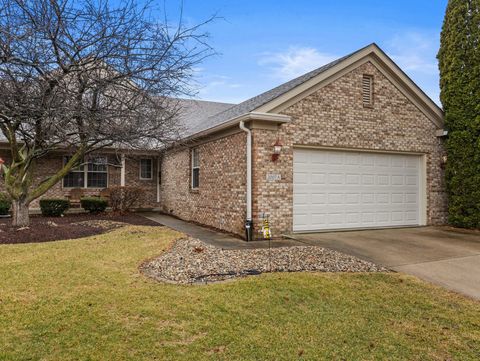 Photo of 2007 E Amber Lane #A, Urbana, IL 61802 (MLS # 12570386)