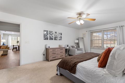 Tiny photo for 2007 E Amber Lane #A, Urbana, IL 61802 (MLS # 12570386)