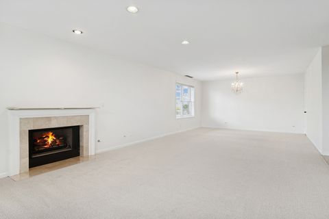 Tiny photo for 4545 W Touhy Avenue #511E, Lincolnwood, IL 60712 (MLS # 12481450)