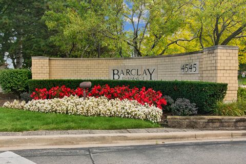 Tiny photo for 4545 W Touhy Avenue #511E, Lincolnwood, IL 60712 (MLS # 12481450)