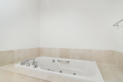 Tiny photo for 4545 W Touhy Avenue #511E, Lincolnwood, IL 60712 (MLS # 12481450)