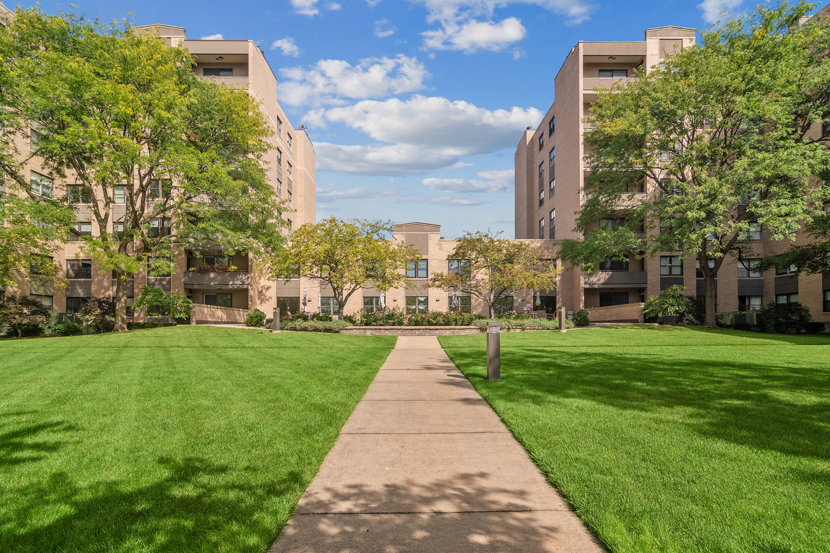 4545 W Touhy Avenue 511E