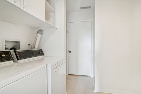 Tiny photo for 4545 W Touhy Avenue #511E, Lincolnwood, IL 60712 (MLS # 12481450)