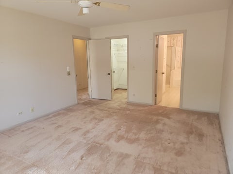 Tiny photo for 1311 Nutmeg Court #B, Mount Prospect, IL 60056 (MLS # 12693690)