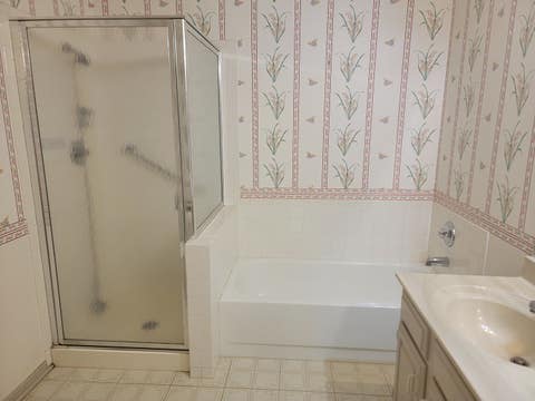 Tiny photo for 1311 Nutmeg Court #B, Mount Prospect, IL 60056 (MLS # 12693690)