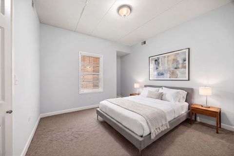 Tiny photo for 2618 W Diversey Avenue #402, Chicago, IL 60647 (MLS # 12653772)
