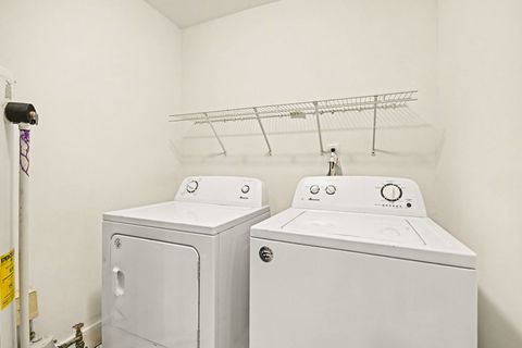 Tiny photo for 2311 Bluebell Court, Aurora, IL 60506 (MLS # 12613318)