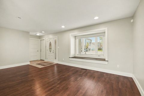 Tiny photo for 2311 Bluebell Court, Aurora, IL 60506 (MLS # 12613318)