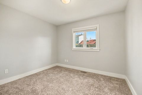 Tiny photo for 2311 Bluebell Court, Aurora, IL 60506 (MLS # 12613318)