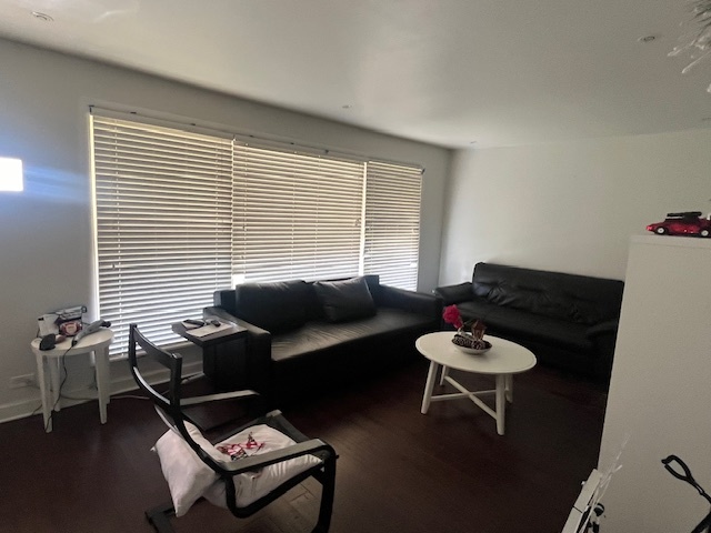 4531 S Lawler Avenue