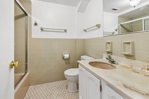 Tiny photo for 1535 Park Avenue #505, River Forest, IL 60305 (MLS # 12679293)