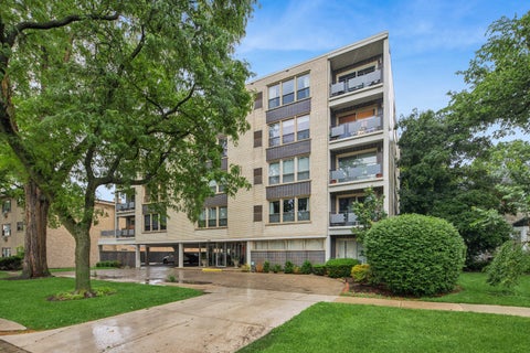Photo of 1535 Park Avenue #505, River Forest, IL 60305 (MLS # 12679293)