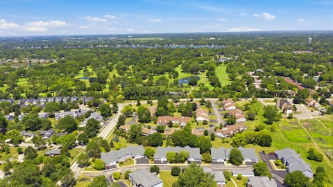 Tiny photo for 967 Golf Course Road #2, Crystal Lake, IL 60014 (MLS # 12720476)