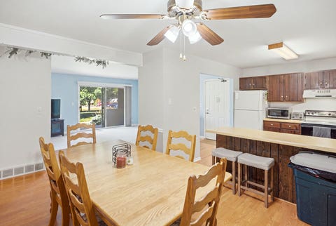 Tiny photo for 967 Golf Course Road #2, Crystal Lake, IL 60014 (MLS # 12720476)