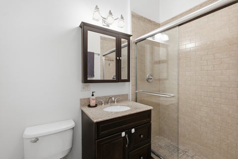 Tiny photo for 833 W Buckingham Place #3, Chicago, IL 60657 (MLS # 12723934)