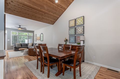 Tiny photo for 1985 Alinda Avenue, Ottawa, IL 61350 (MLS # 12619941)