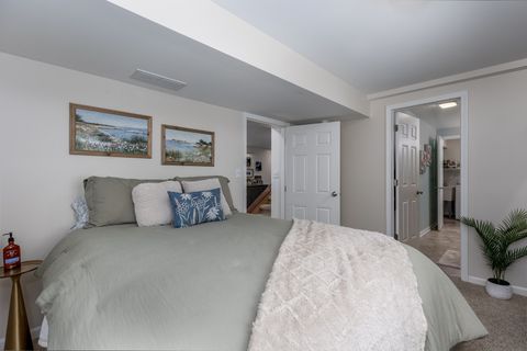 Tiny photo for 1985 Alinda Avenue, Ottawa, IL 61350 (MLS # 12619941)