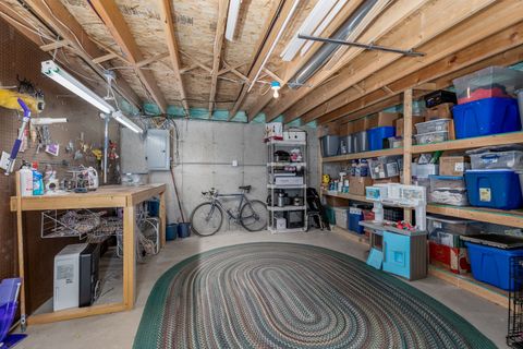 Tiny photo for 1985 Alinda Avenue, Ottawa, IL 61350 (MLS # 12619941)