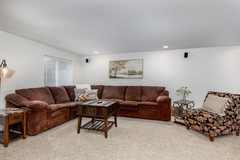 Tiny photo for 1985 Alinda Avenue, Ottawa, IL 61350 (MLS # 12619941)