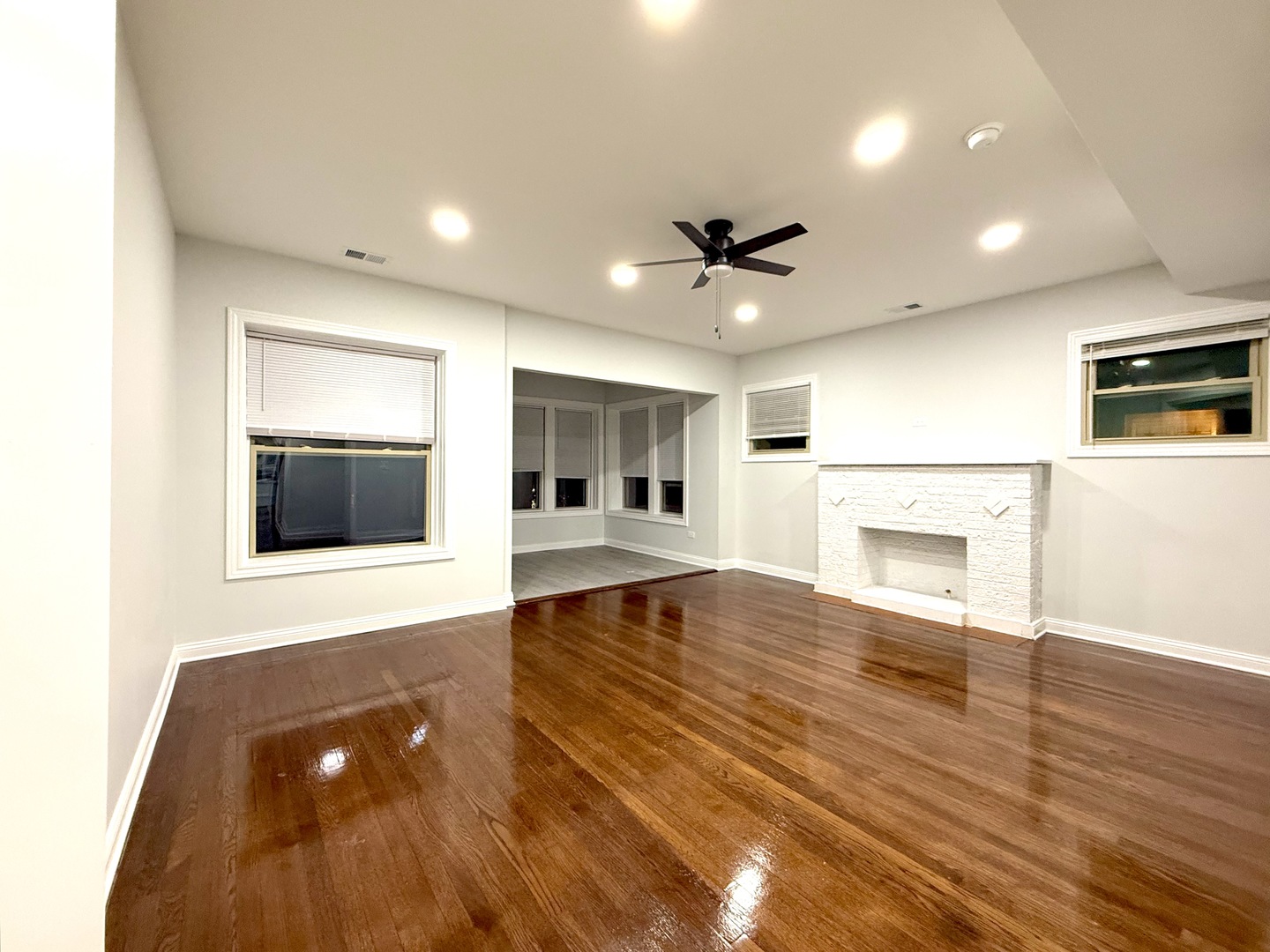 1343 W Rosedale Avenue 2