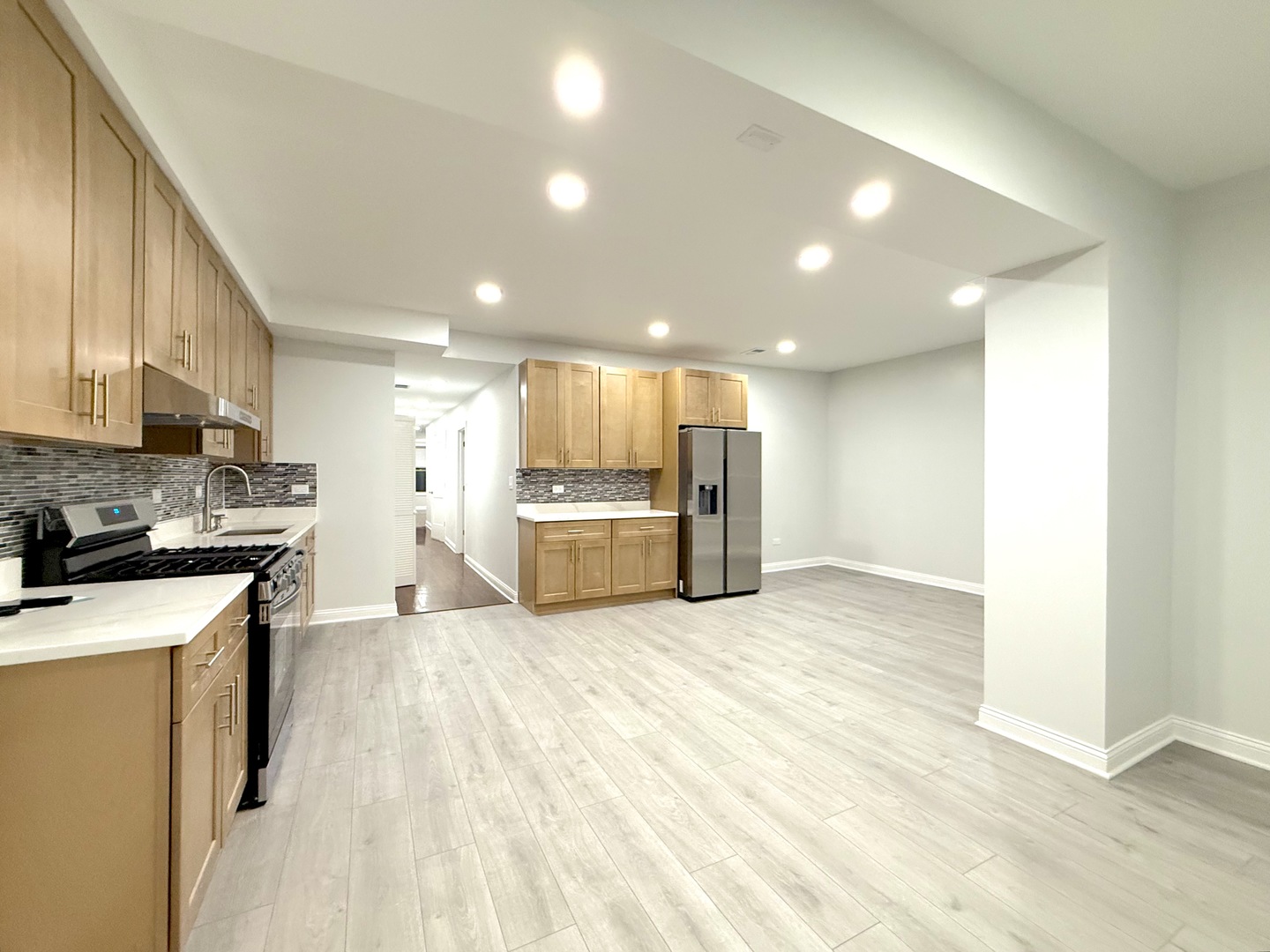 1343 W Rosedale Avenue 2