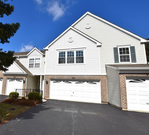 Photo of 298 Gazebo Lane #47, Lombard, IL 60148 (MLS # 12320134)