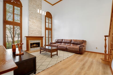 Tiny photo for 559 Bradbury Lane, Geneva, IL 60134 (MLS # 12674137)