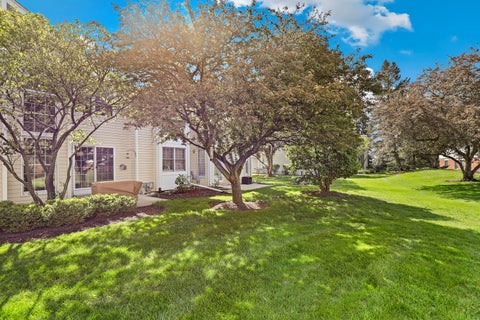 Tiny photo for 559 Bradbury Lane, Geneva, IL 60134 (MLS # 12674137)