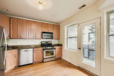 Tiny photo for 4936 N WINTHROP Avenue #1E, Chicago, IL 60640 (MLS # 12476372)