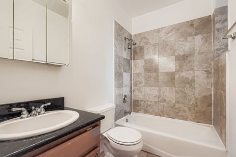 Tiny photo for 4936 N WINTHROP Avenue #1E, Chicago, IL 60640 (MLS # 12476372)
