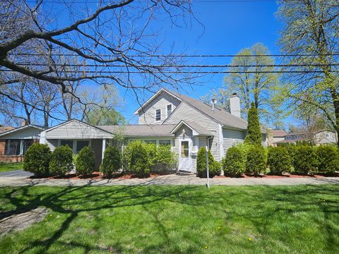 808 Indian Road Glenview IL 60025