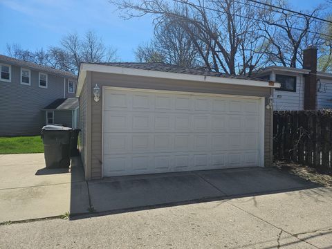 Tiny photo for 808 Indian Road, Glenview, IL 60025 (MLS # 12530850)
