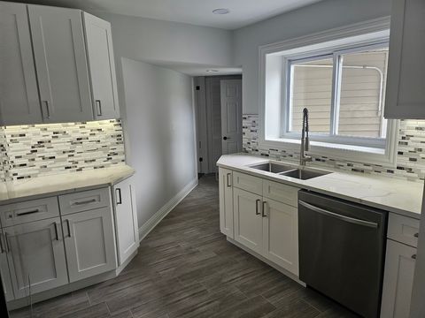 Tiny photo for 808 Indian Road, Glenview, IL 60025 (MLS # 12530850)