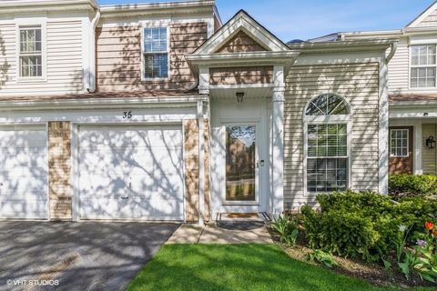 35 E Shag Bark Lane Streamwood IL 60107