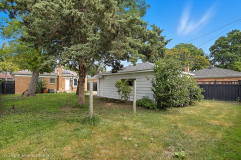 Tiny photo for 314 E 31st Street, La Grange Park, IL 60526 (MLS # 12532483)