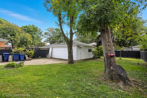 Tiny photo for 314 E 31st Street, La Grange Park, IL 60526 (MLS # 12532483)