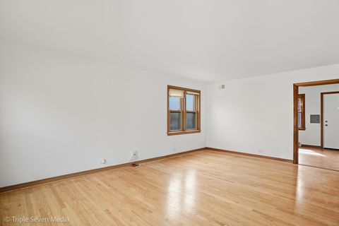 Tiny photo for 314 E 31st Street, La Grange Park, IL 60526 (MLS # 12532483)