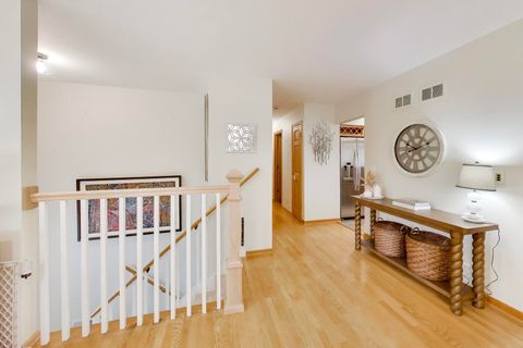 Tiny photo for 111 S Brighton Place, Arlington Heights, IL 60004 (MLS # 12608398)