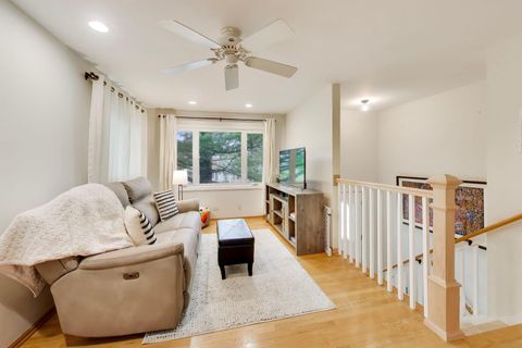 Tiny photo for 111 S Brighton Place, Arlington Heights, IL 60004 (MLS # 12608398)