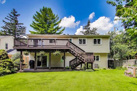 Tiny photo for 111 S Brighton Place, Arlington Heights, IL 60004 (MLS # 12608398)