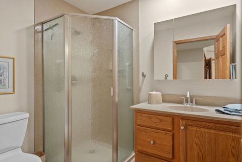 Tiny photo for 5016 56TH Avenue Court, Bettendorf, IA 52722 (MLS # 12613442)